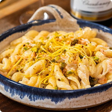 salmon-pistachio-pasta